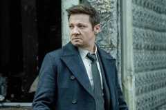Jeremy Renner stars as Mike McLusky in Mayor of Kingstown