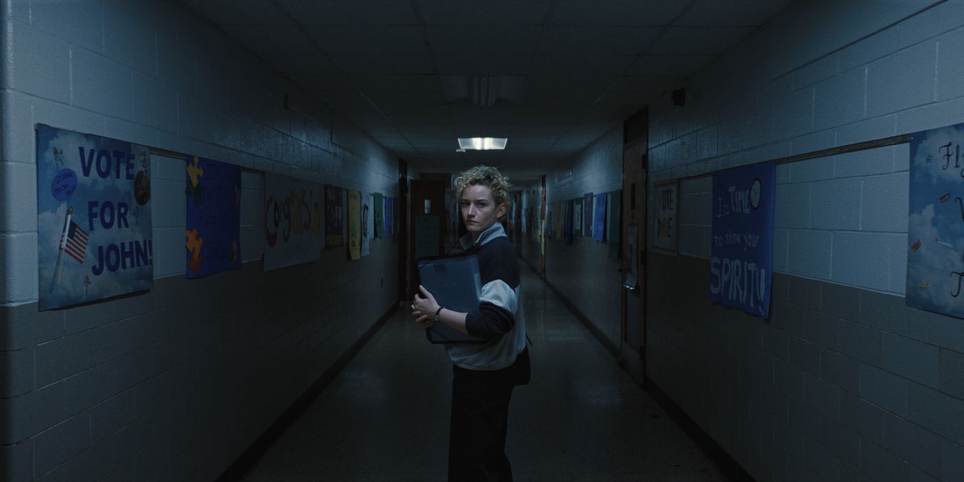 'Weapons' Review: Zach Cregger's 'Barbarian' Followup Is a Movie at War with Itself