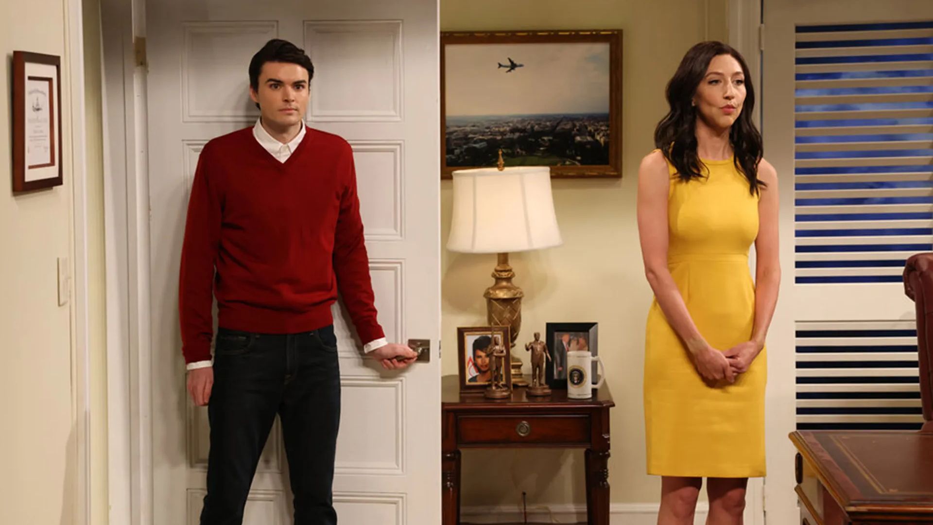 Two Longtime 'SNL' Alums Make Sudden Exit