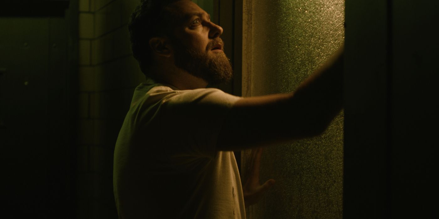 'Descendent' Review: A Close Encounter of the Terrifying Kind