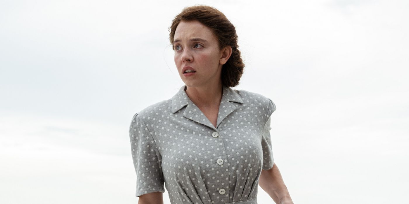 Sydney Sweeney’s New R-Rated Thriller Might Be Too “Darkish” & “Ugly” for Some