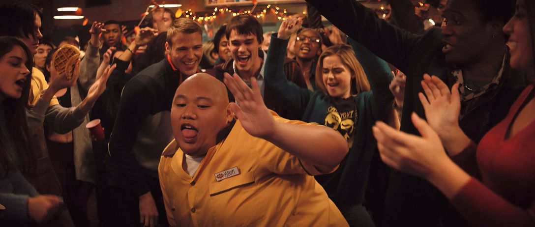 Netflix's Let It Snow Trailer: A Snowstorm, an Epic Party and Kiernan