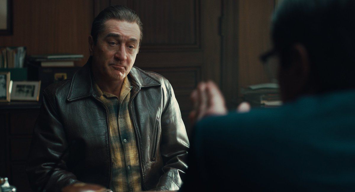 Middle-Aged Robert De Niro de-aged in The Irishman