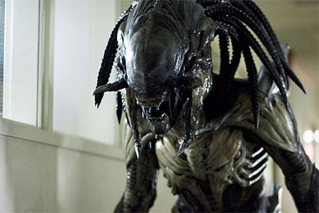 Predalien Photo from Aliens Vs. Predator - Requiem Emerges
