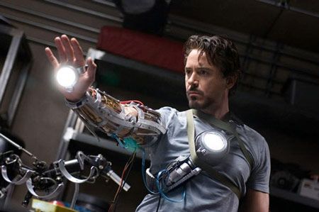 New Iron Man Image Hits the Net