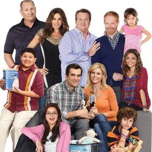 Win Modern Family Season 4 on Blu-ray
