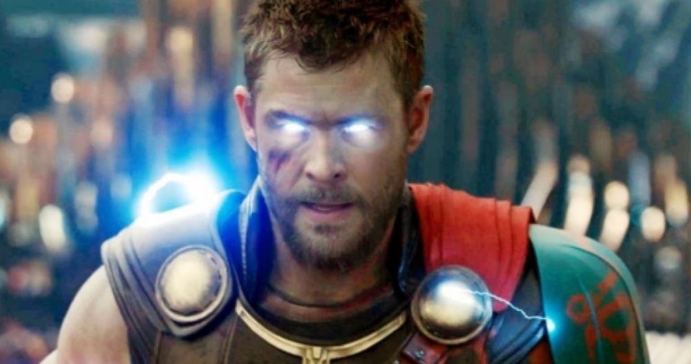 Chris Hemsworth's New Thor: Love and Thunder Look Reveals Major '80s Vibes