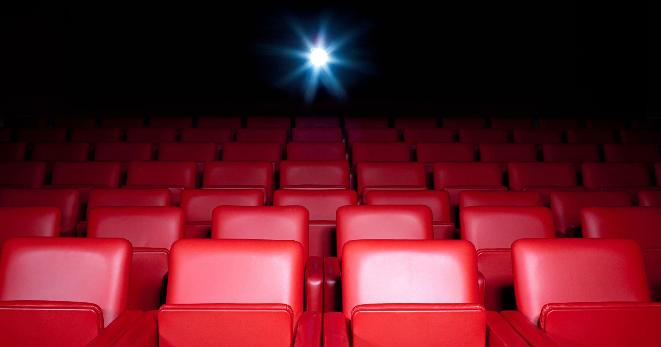 Warner Bros. &amp; Universal Have No Plans to Buy Struggling Movie Theaters