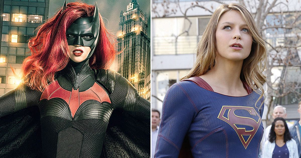 Batwoman and Supergirl Join Forces in Latest Elseworlds Crossover Set Photo