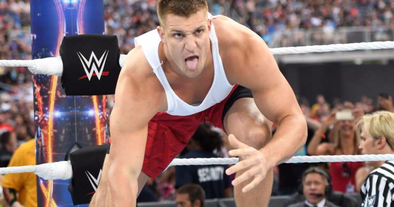 Former NFL Star Rob Gronkowski Makes His WWE Debut This March on SmackDown