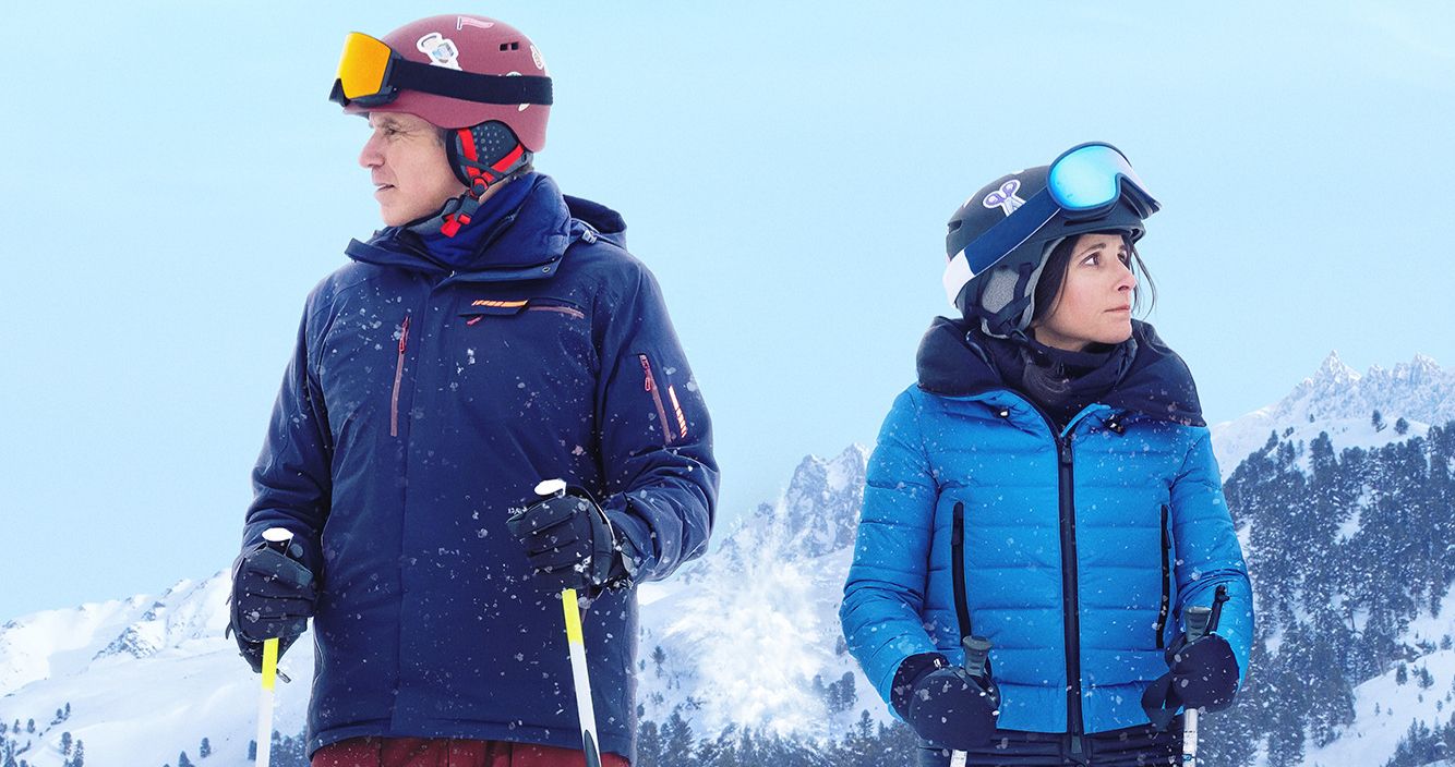 Downhill Review: Julia Louis-Dreyfus and Will Ferrell Can't Save Mediocre Remake