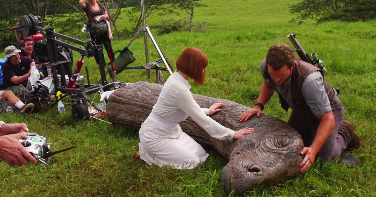 Jurassic World 2 Video Washes Ashore with Chris Pratt &amp; Bryce Dallas Howard