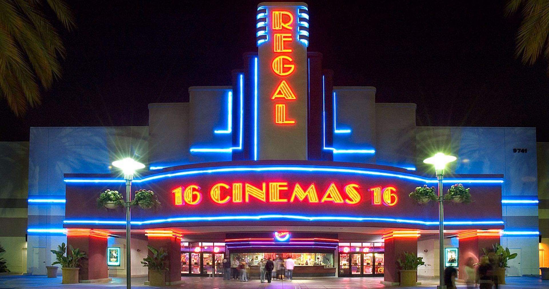 Regal Cinemas Closes U.S. Movie Theaters