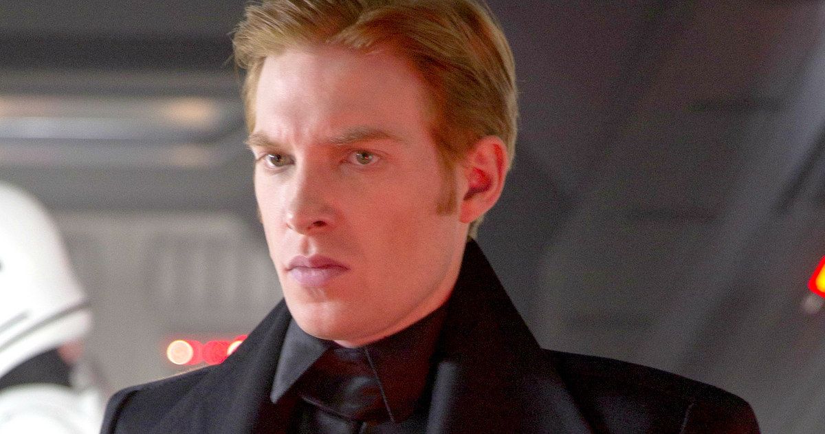 Latest Star Wars 7 Preview Has a New Look at General Hux