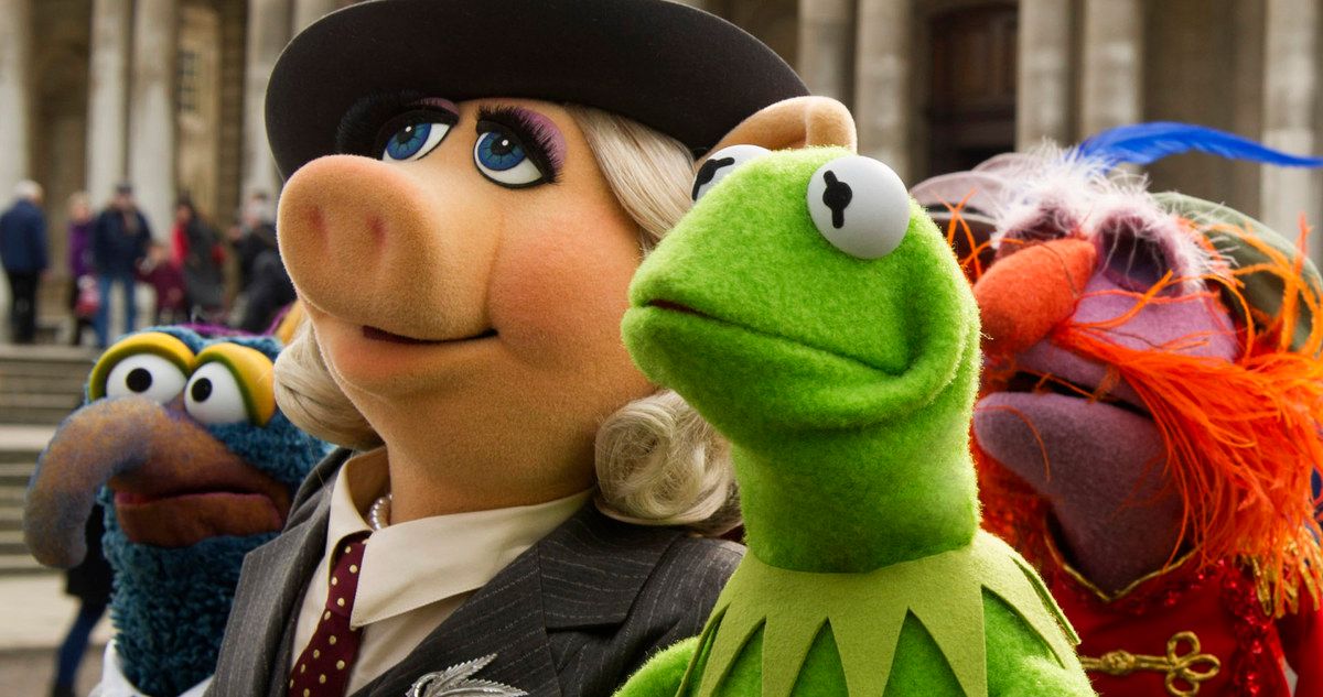 Kermit and Miss Piggie in Muppets Most Wanted 