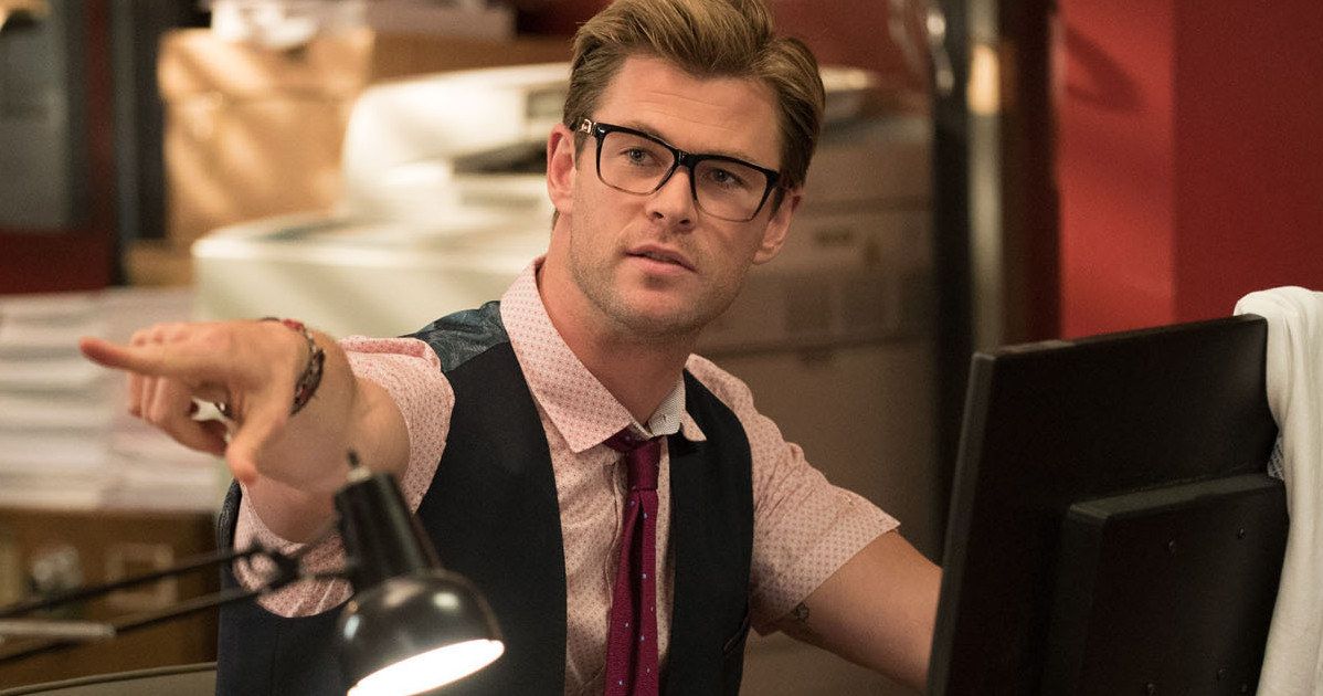 Ghostbusters Cast Photos Bring First Look at Chris Hemsworth
