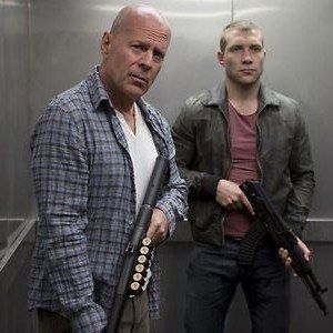 A Good Day to Die Hard 'John McClane's Son' Featurette