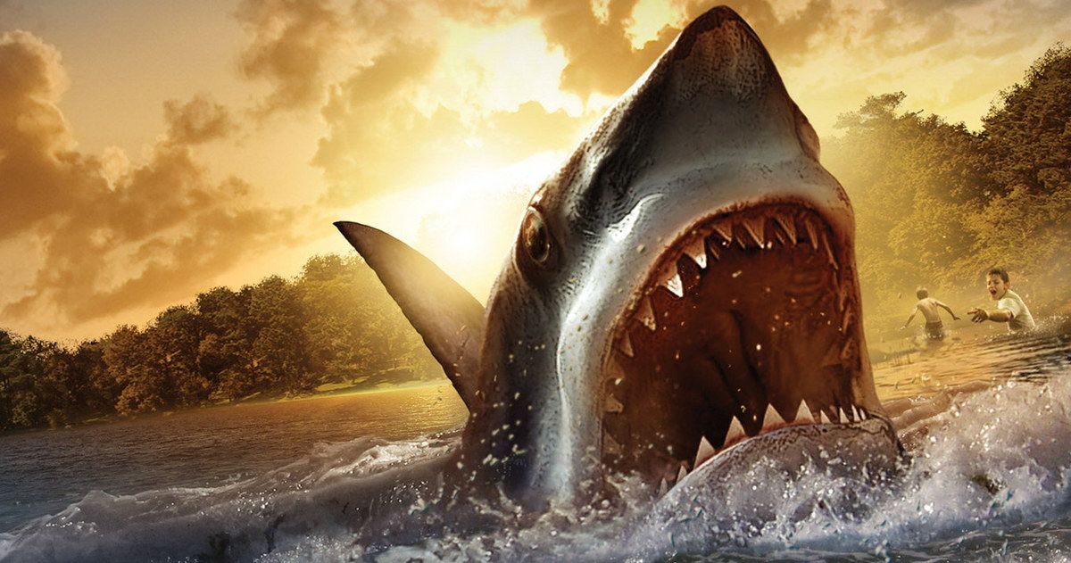 Kevin Smith Pitches Jaws Sequel to Steven Spielberg