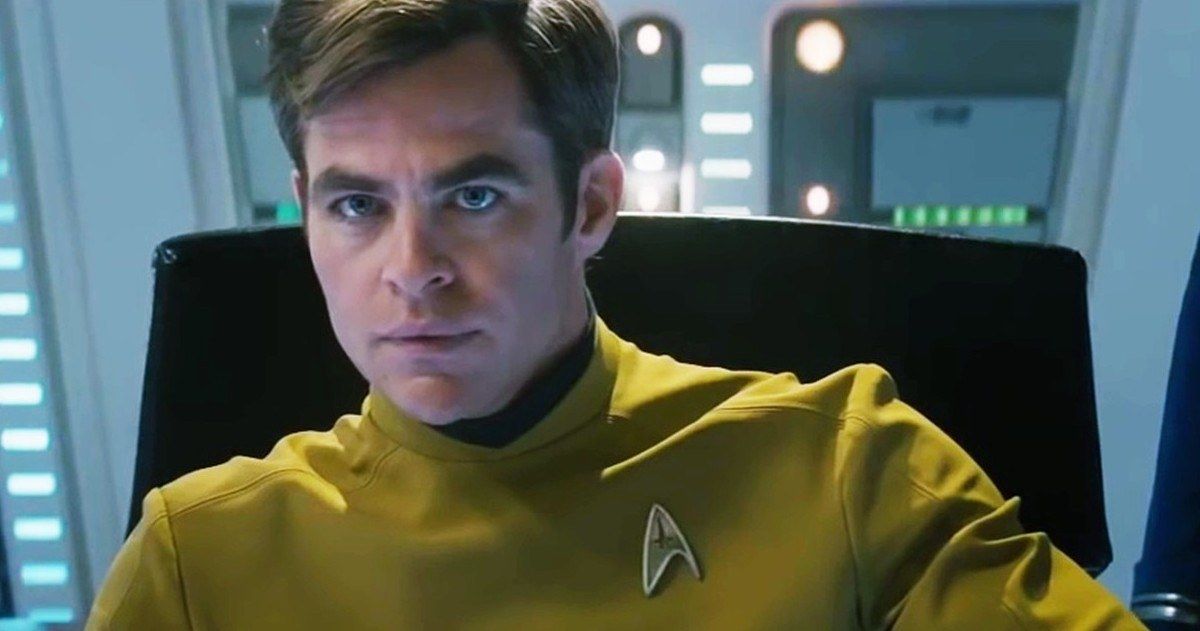 Pine Impersonates Shatner in Hilarious Star Trek Beyond Bloopers