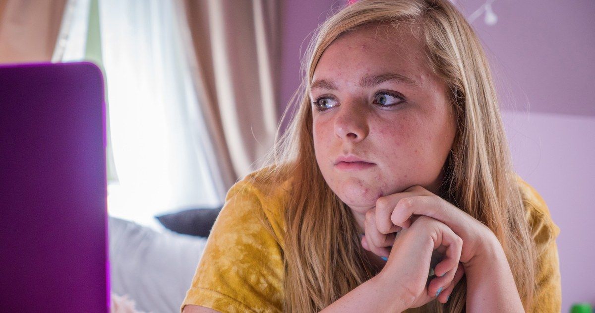 Elsie Fisher na estreia aclamada pela crítica de Bo Burnham, Eighth Grade.