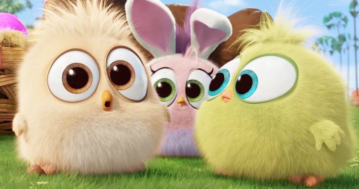 The Hatchlings Love Their Mom in Angry Birds Movie Preview