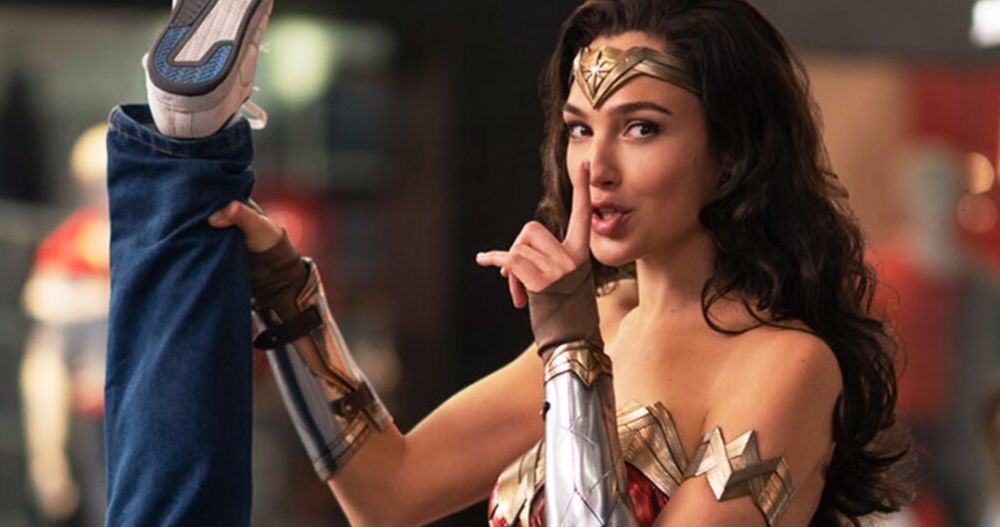 Wonder Woman 1984 Will Not Go Straight to Streaming, Theatrical Release Still Planned
