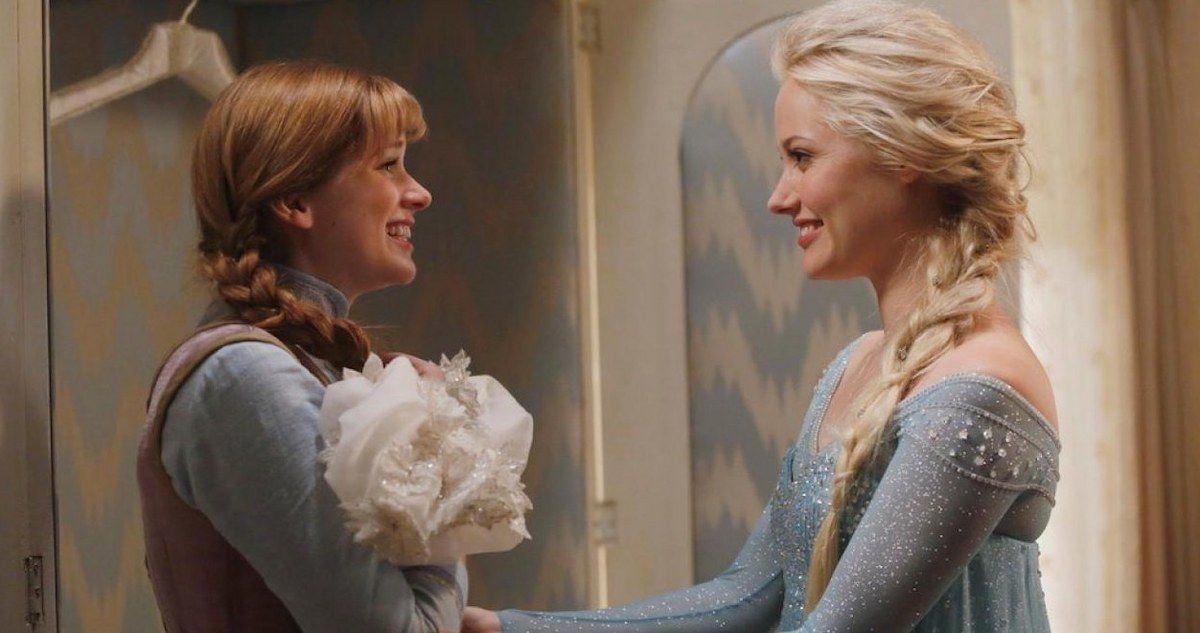 Frozen Characters Elsa and Anna Reunite in Once Upon a Time Photo