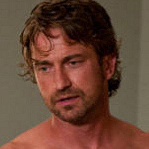 Playing for Keeps Steamy and Shirtless Gerard Butler Photo