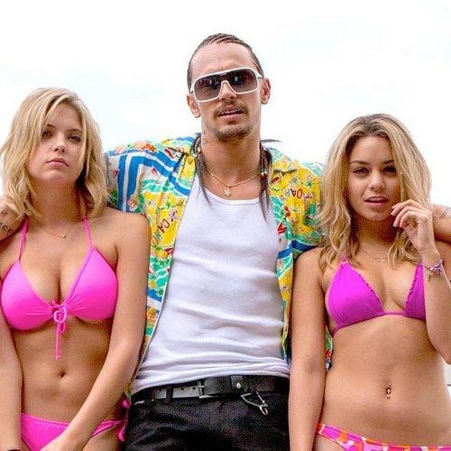 Spring Breakers Clip and Photos Introduce James Franco as Alien