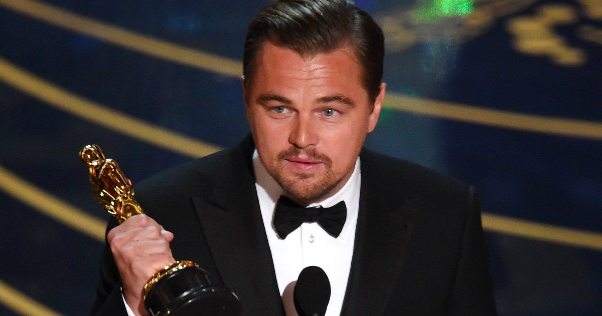 Watch Leonard DiCaprio Get His Oscar Engraved