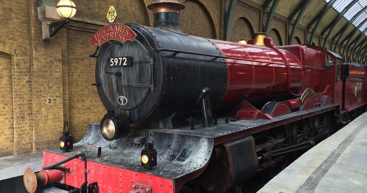 Real-Life Hogwarts Express Train Rescues Family in Scotland
