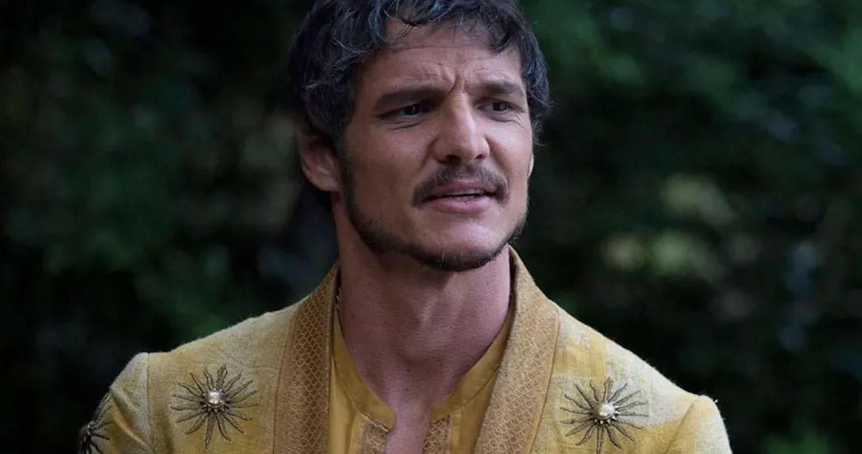 The Mandalorian Fans Want Pedro Pascal as Gomez in Tim Burton's Addams Family TV Reboot