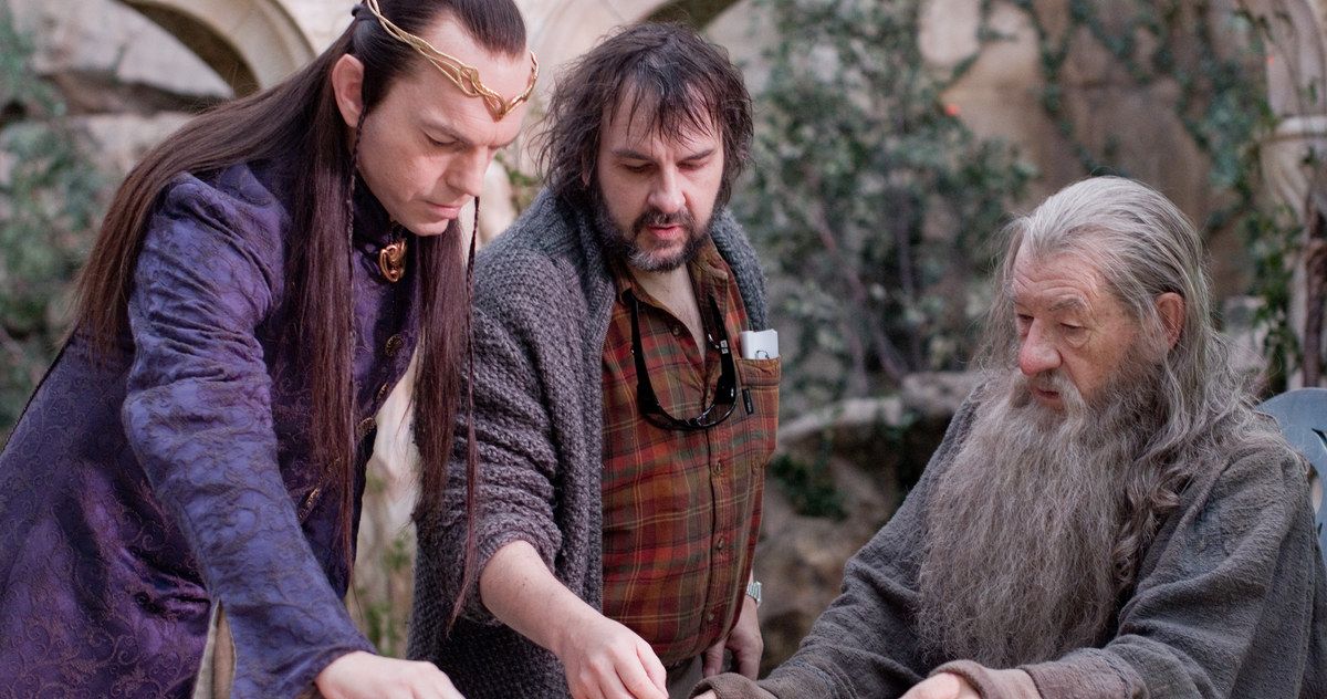 Mortal Engines Reunites Hugo Weaving with Peter Jackson