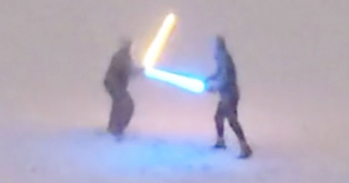 Snowy Lightsaber Battle Has Two Colorado Star Wars Fans Going Viral