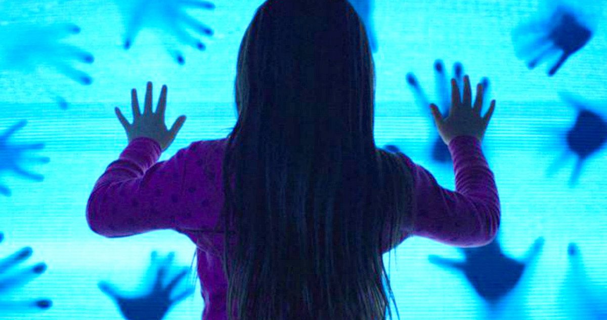 Poltergeist Remake First Look: The Clown Is Back