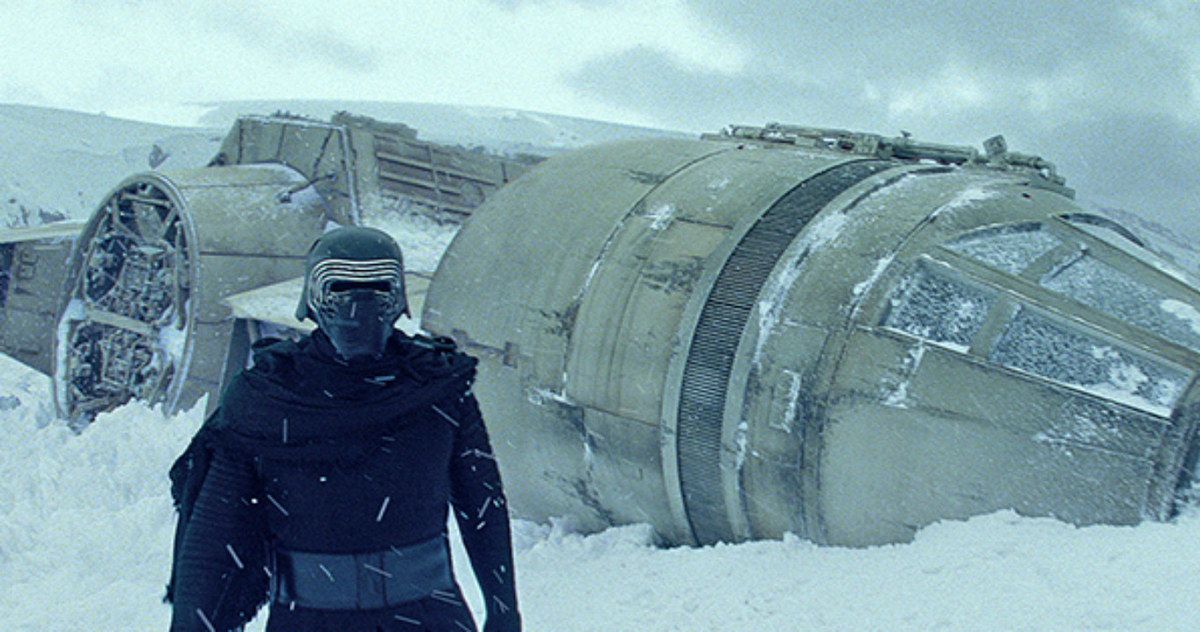 Star Wars: The Force Awakens Deleted Scenes Photos &amp; Details Revealed