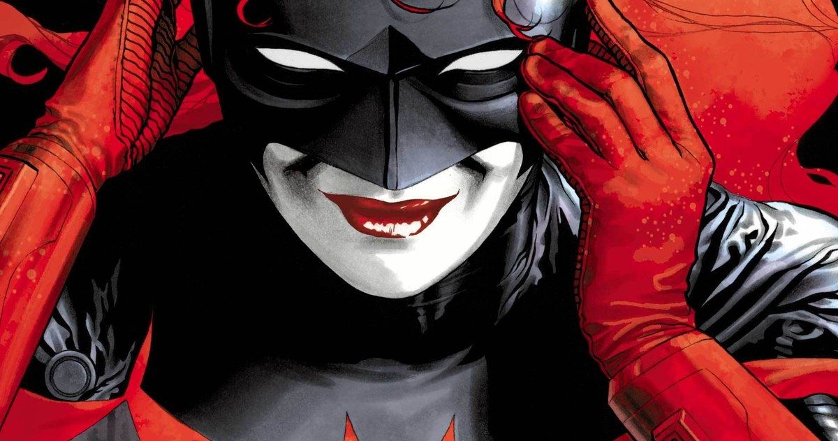 Batwoman Will Make CW Debut in Next Big ArrowVerse Crossover
