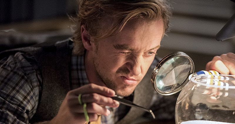 First Look at Harry Potter Star Tom Felton in The Flash Season 3