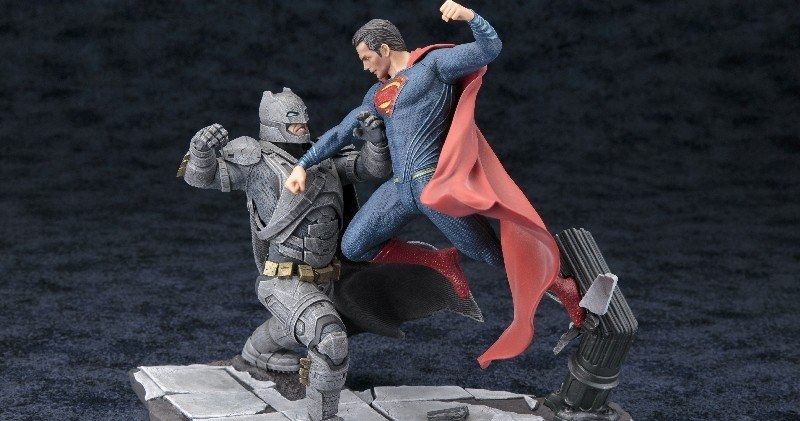 Batman v Superman: Dawn of Justice Merchandise Revealed
