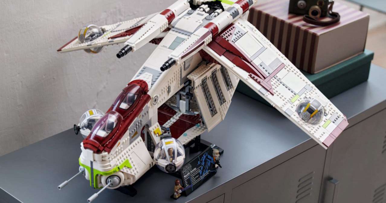 LEGO's Massive Star Wars Republic Gunship Set Arrives This August