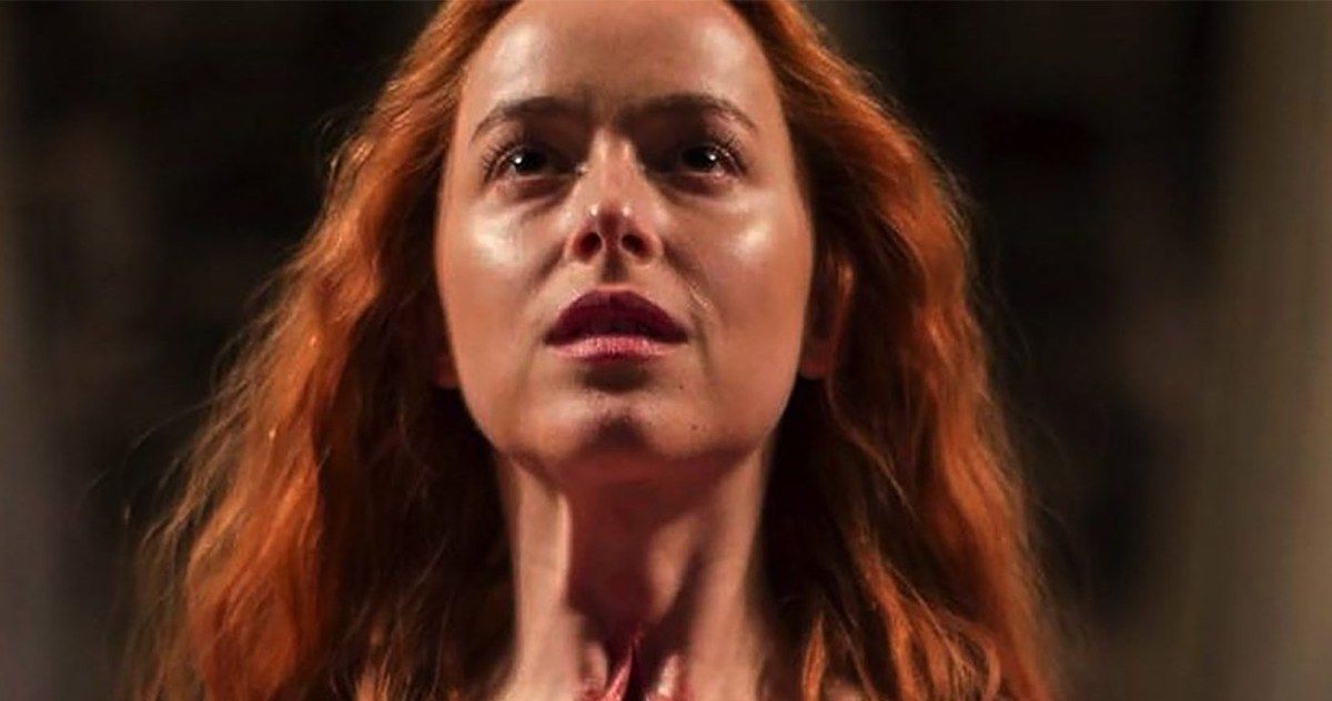 Suspiria Review: Avoid These Witches at All Costs