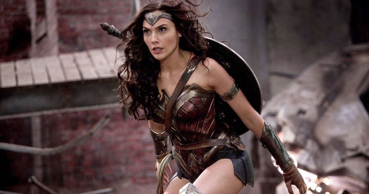 Leaked Wonder Woman Trailer #2 Photos Reveal a Battle