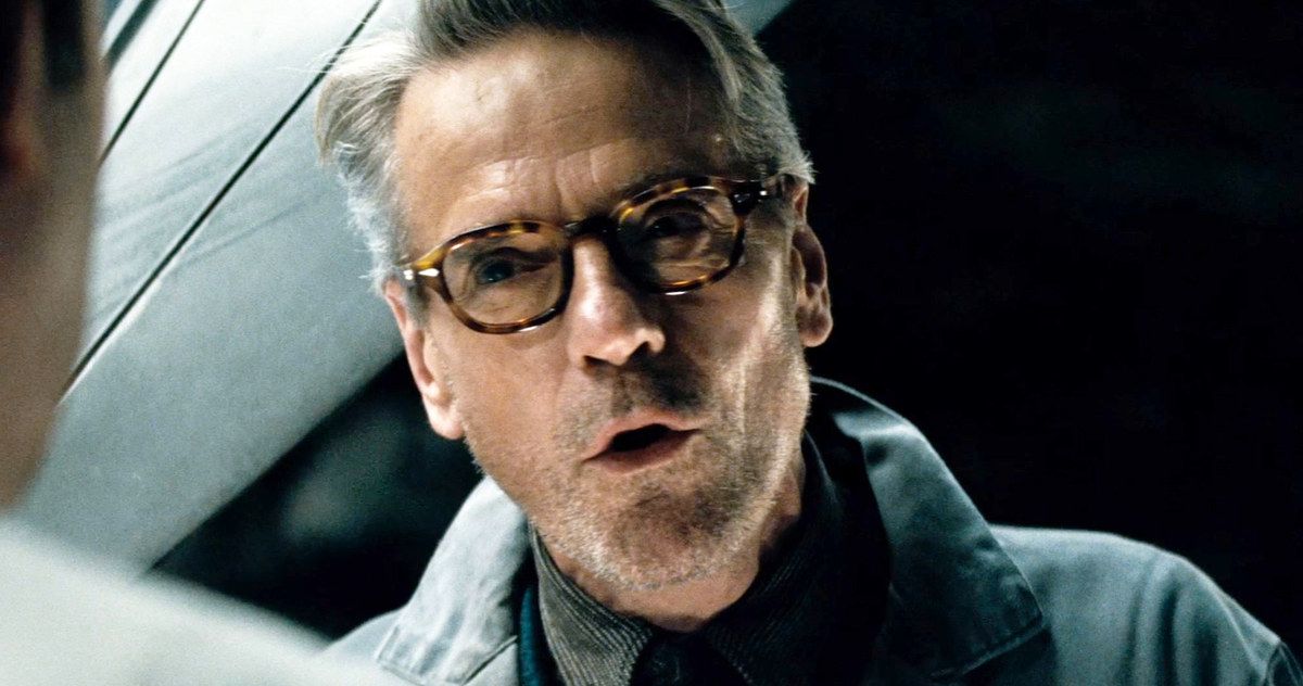Jeremy Irons Has Some Harsh Words About Batman v Superman