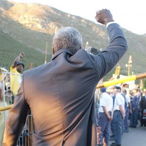 Mandela: Long Walk to Freedom First Look Photo with Idris Elba and Naomie Harris