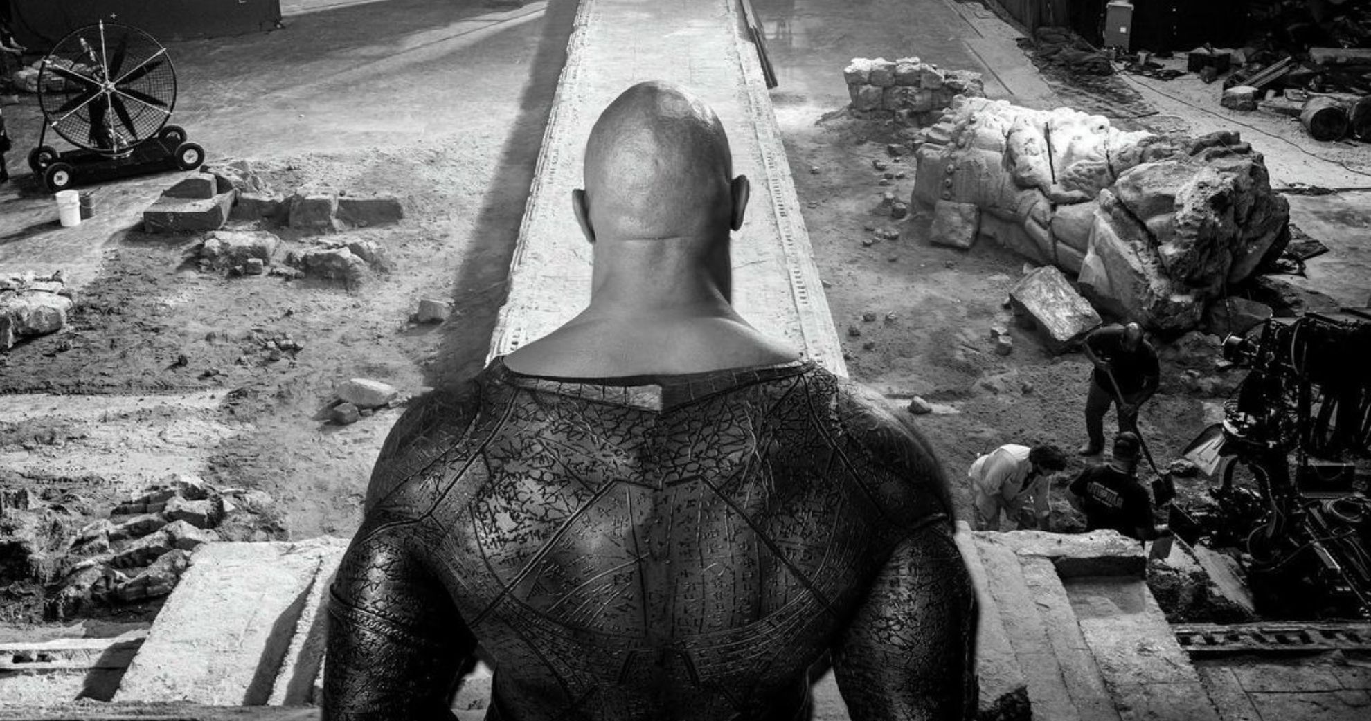 Black Adam Suit Teased as The Rock Shows Off the Massive Size of His DC Adventure