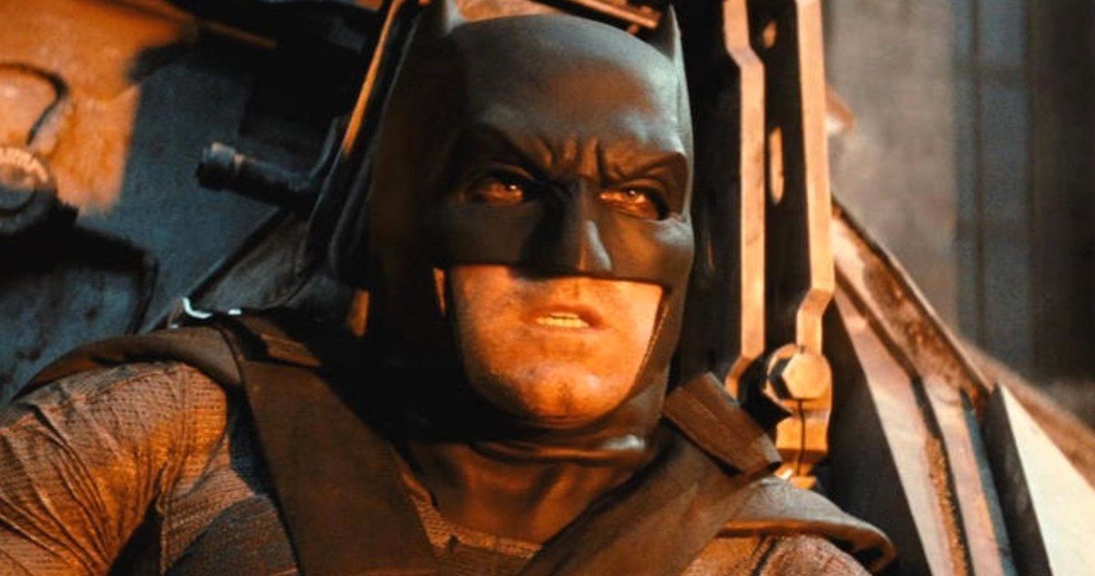 Ben Affleck Introduces Alternate Batman v Superman Trailer