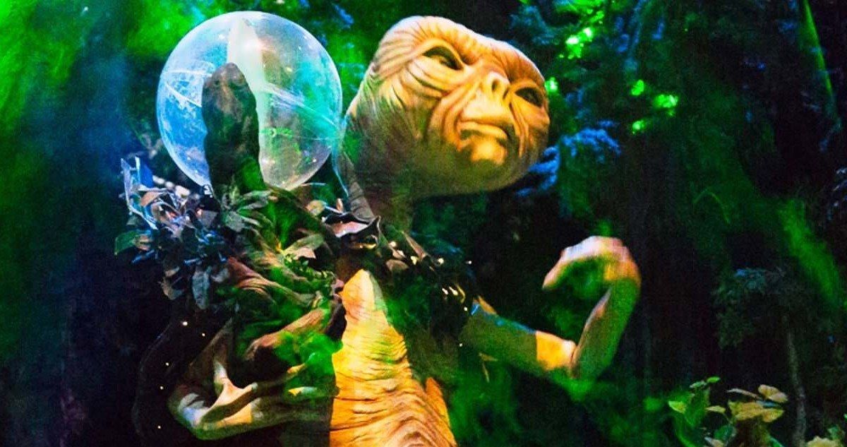 Mother Sues Universal Studios After E.T. Ride Crushes Boy's Foot