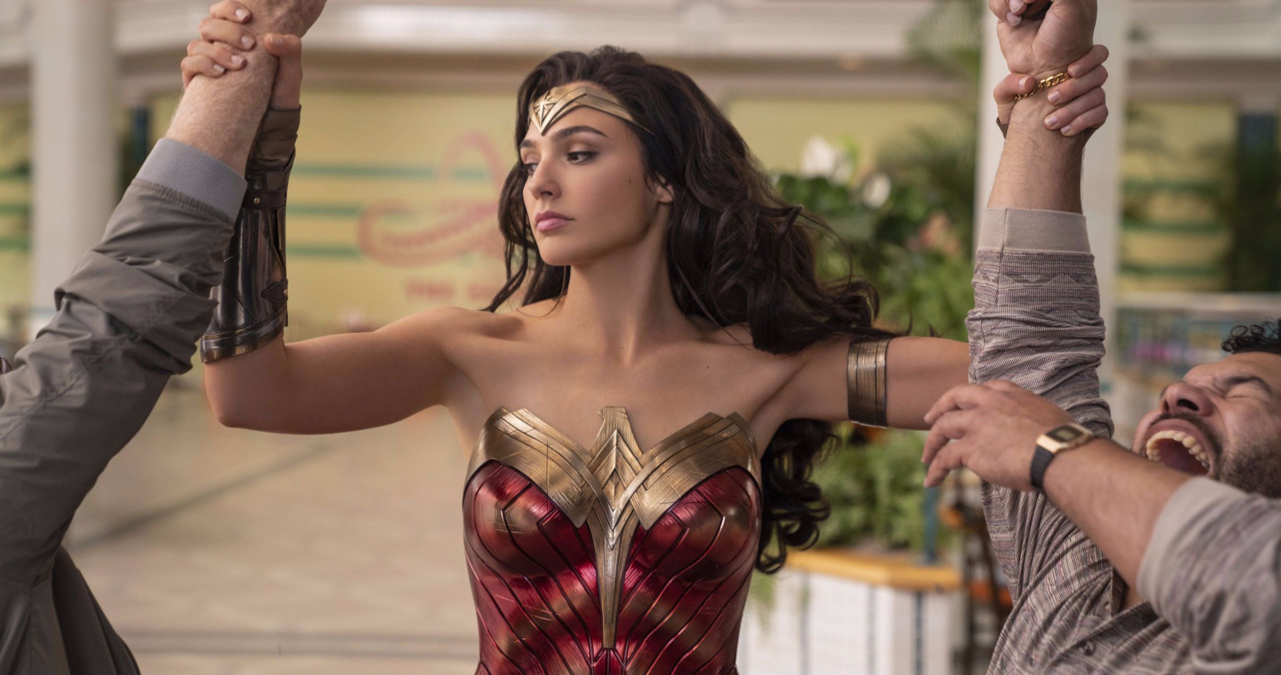 Wonder Woman 1984 May Go Straight to Streaming, Warner Bros. Can't Decide