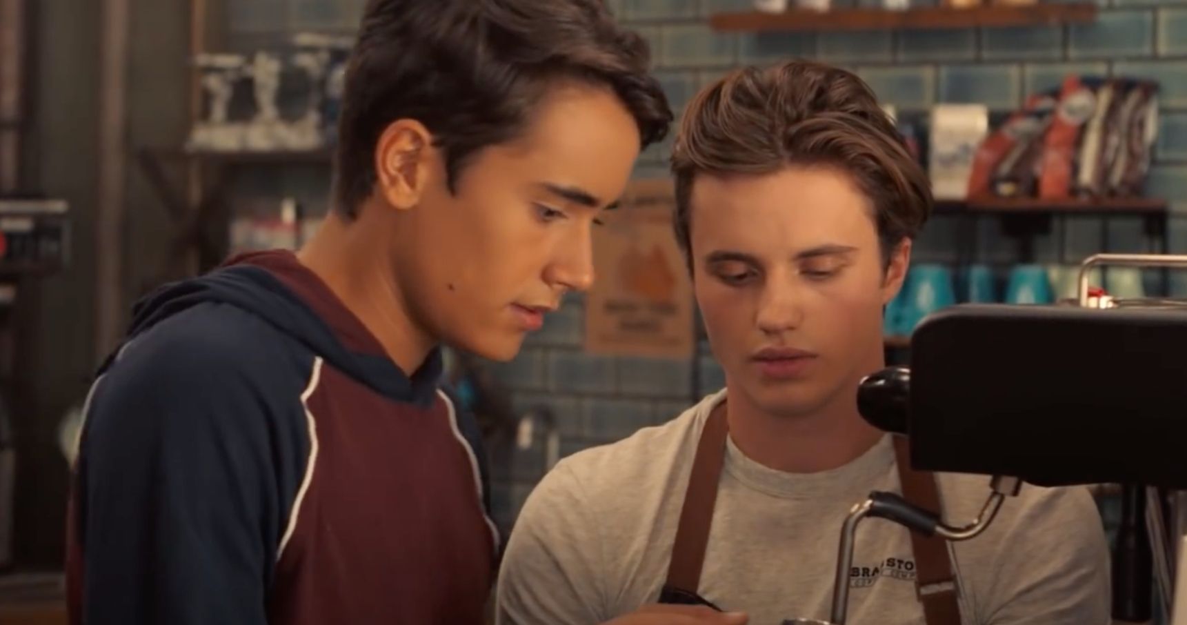 Love, Victor Trailer Brings a First Look at Hulu's Love, Simon TV Spin-Off