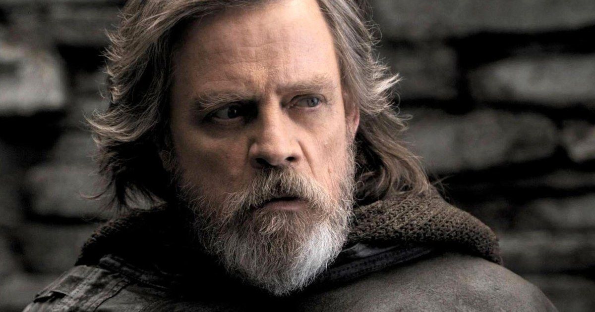 Huge Luke Spoiler Revealed in New Star Wars 8 Merchandise